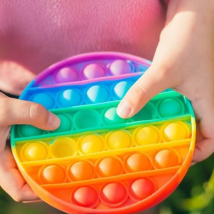 Pop it arcoiris 30cm - con pulsadores chicos